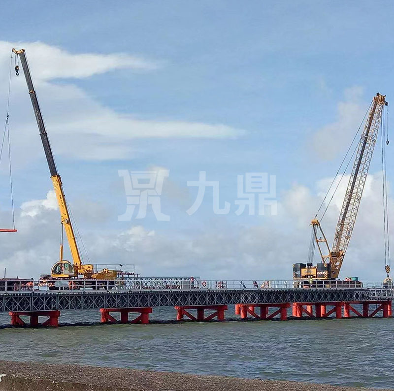 貝雷片根據(jù)跨度設計片數(shù)拼裝